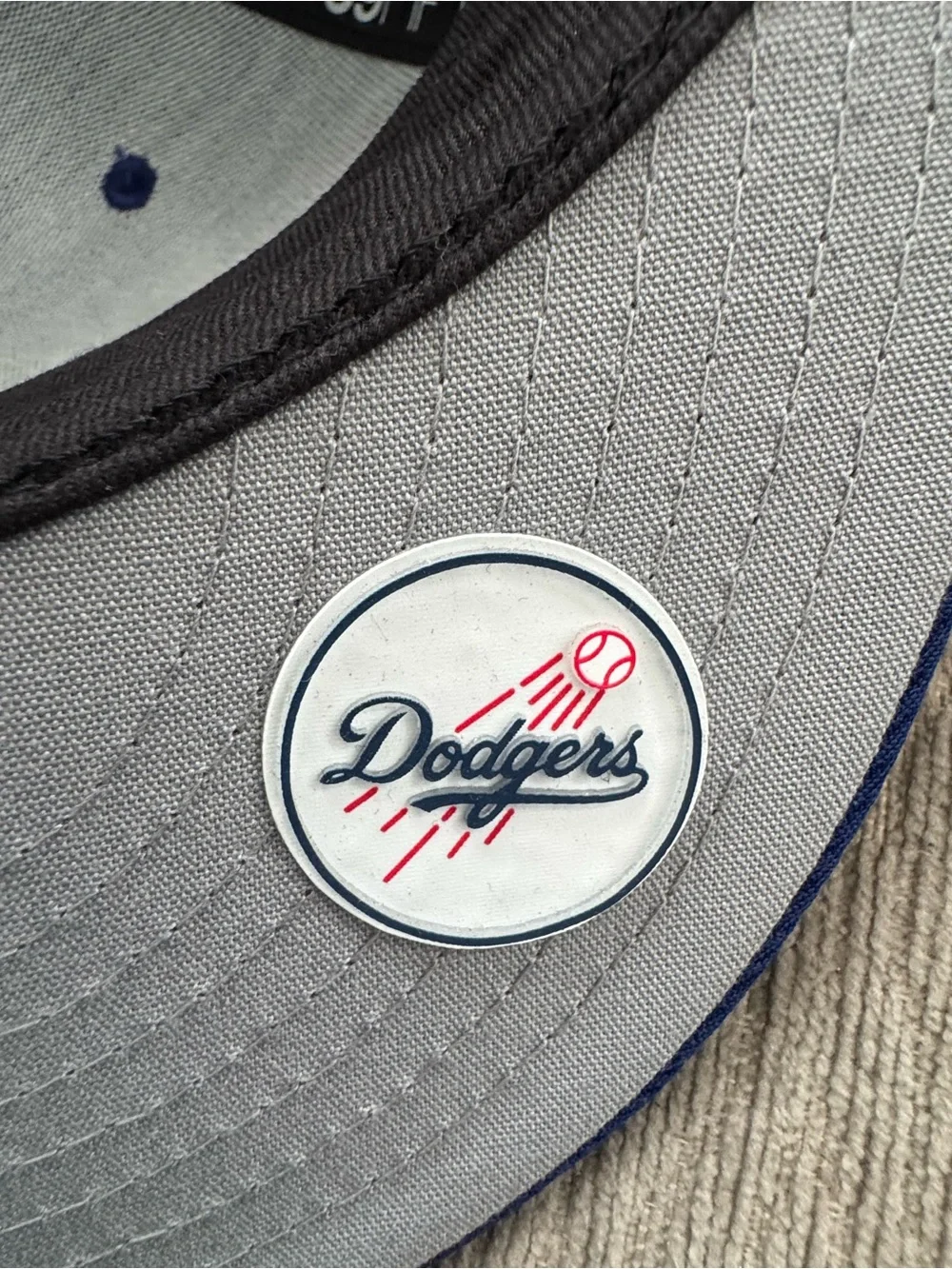 New Era Men’s Blue 59FIFTY Dodgers Fitted baseball Cap with White raised D Logo